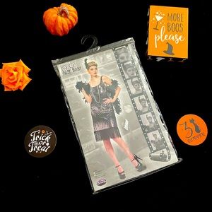 Halloween costume 1920s Jazz baby costume